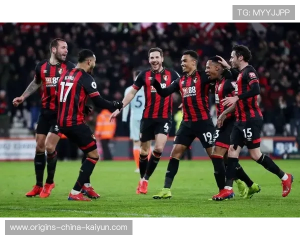 曼联全力争取欧冠席位,年轻球员渐成主力